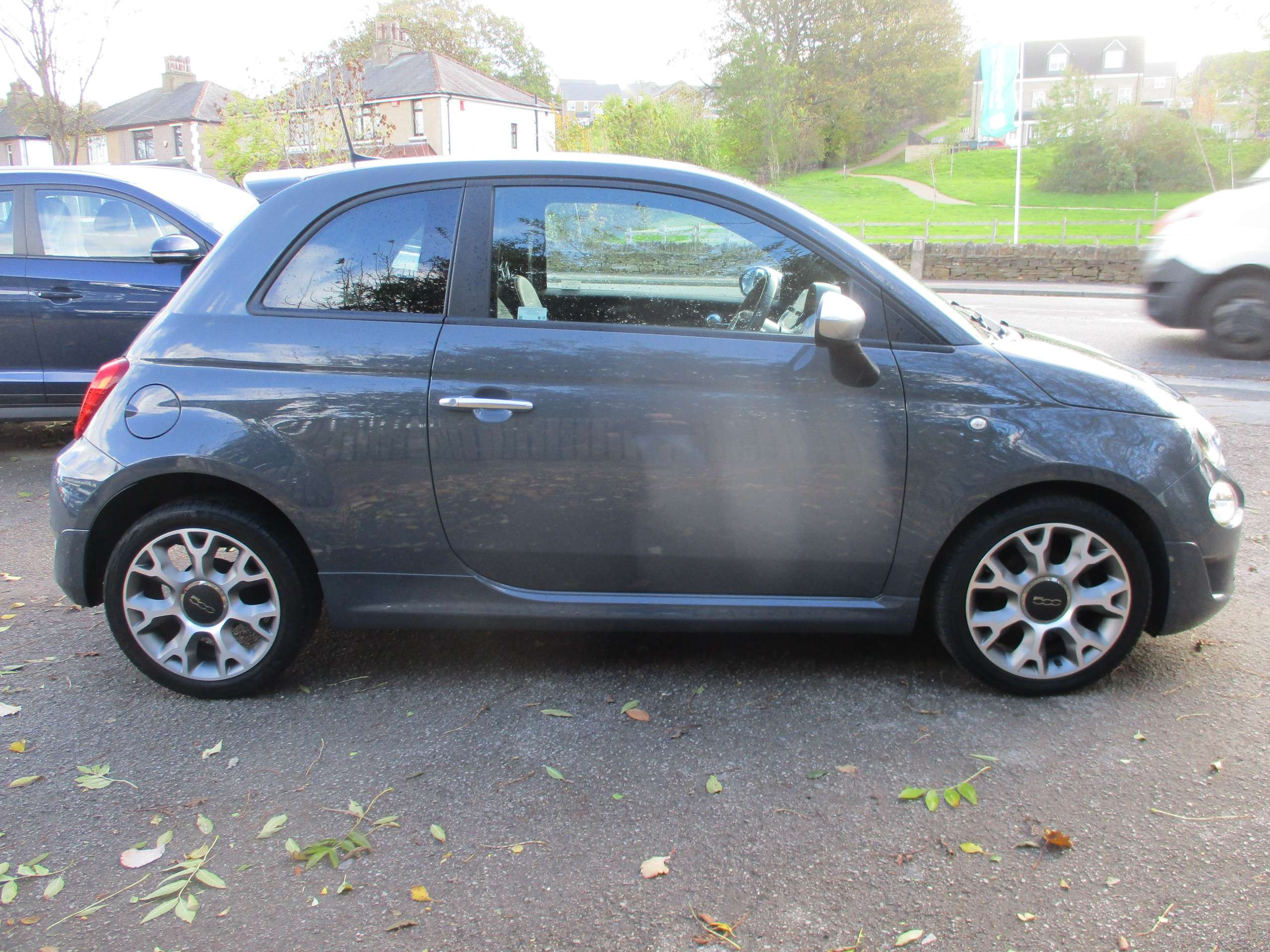 2020 FIAT 500 2020 FIAT 500