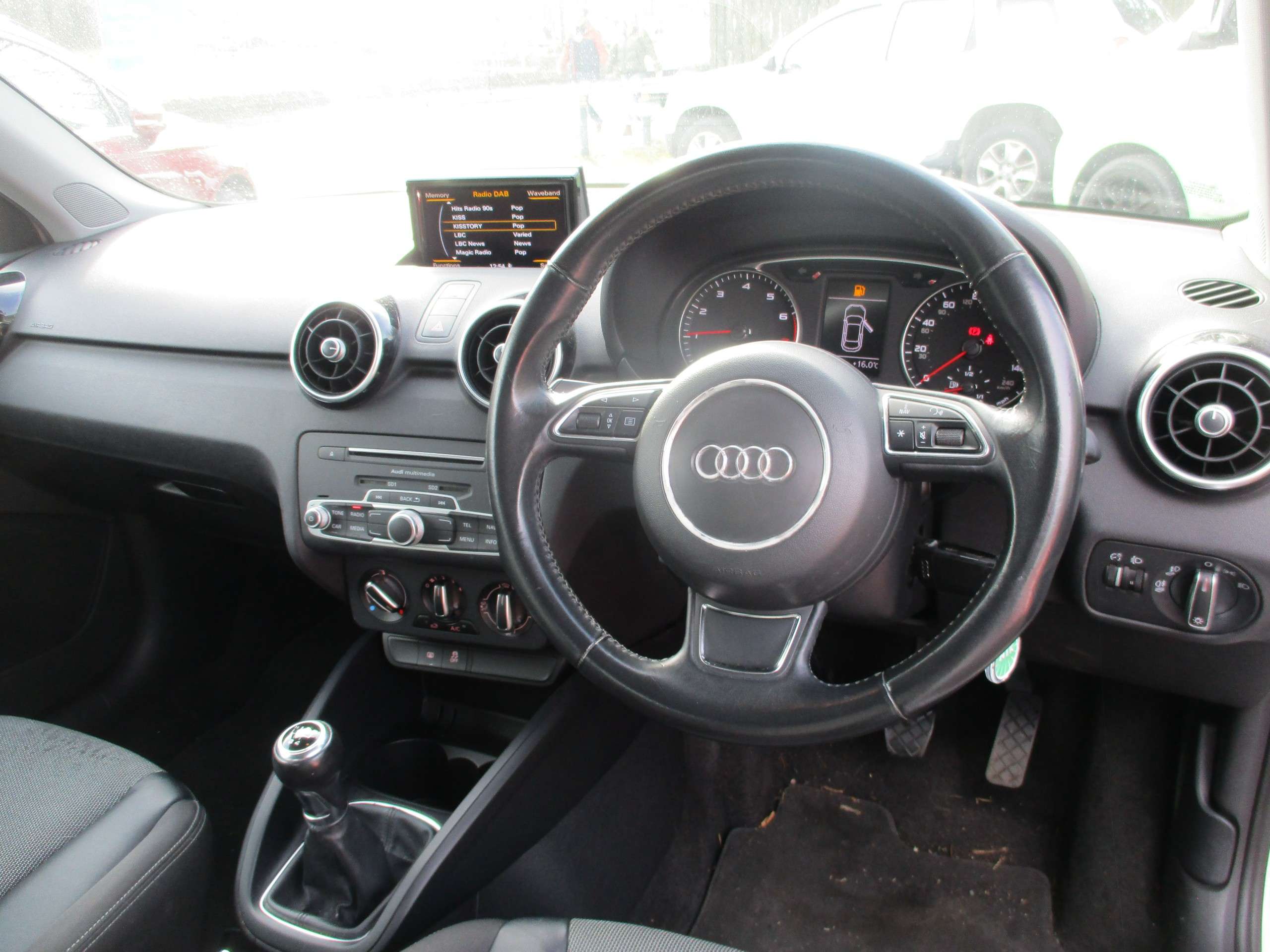 2016 AUDI A1 2016 AUDI A1