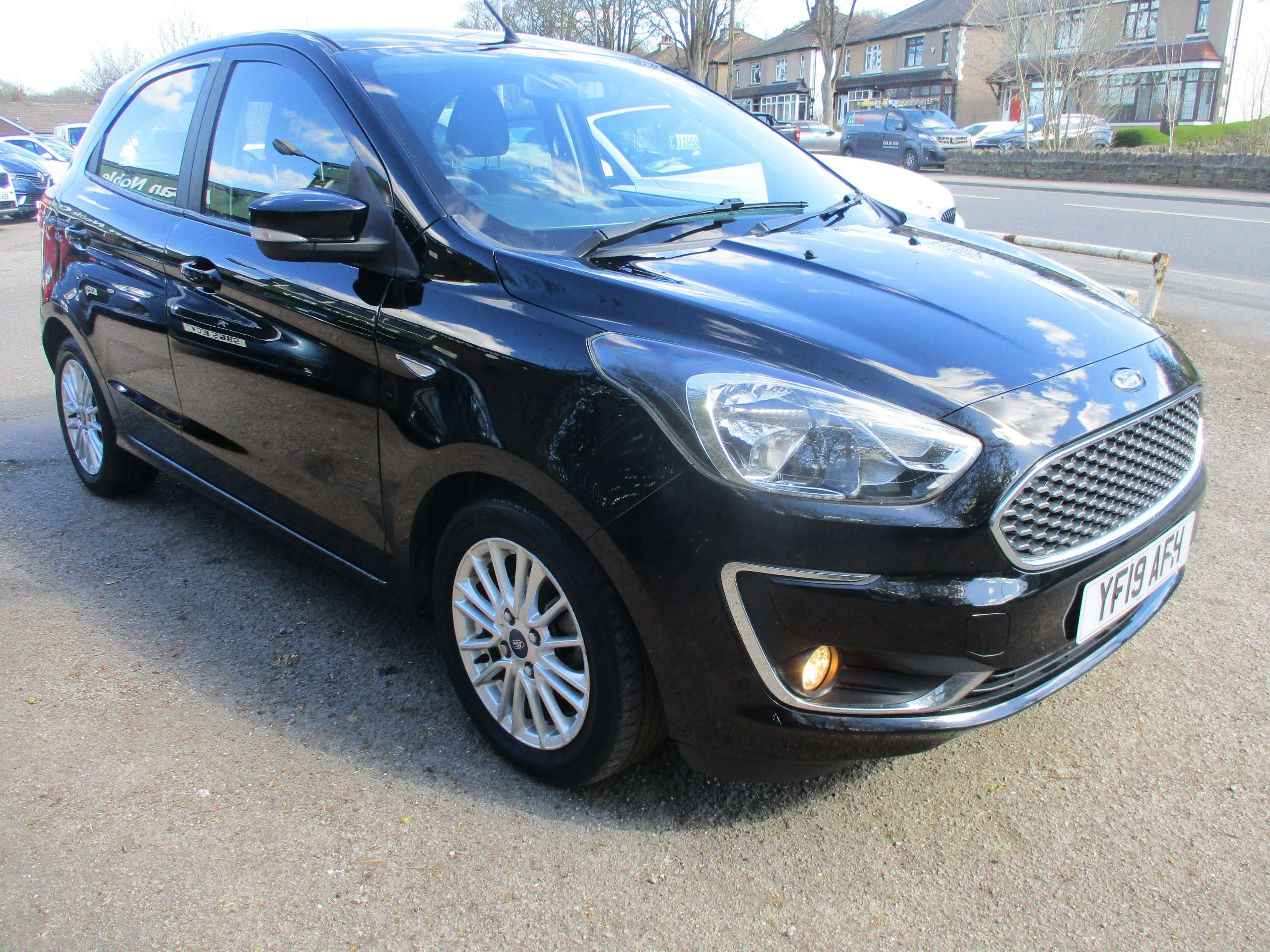A 2019 FORD KA+ 1.2 Ti-VCT Zetec Hatchback 5dr Petrol Manual Euro 6 (s/s) (70 ps) A 2019 FORD KA+ 1.2 Ti-VCT Zetec Hatchback 5dr Petrol Manual Euro 6 (s/s) (70 ps)