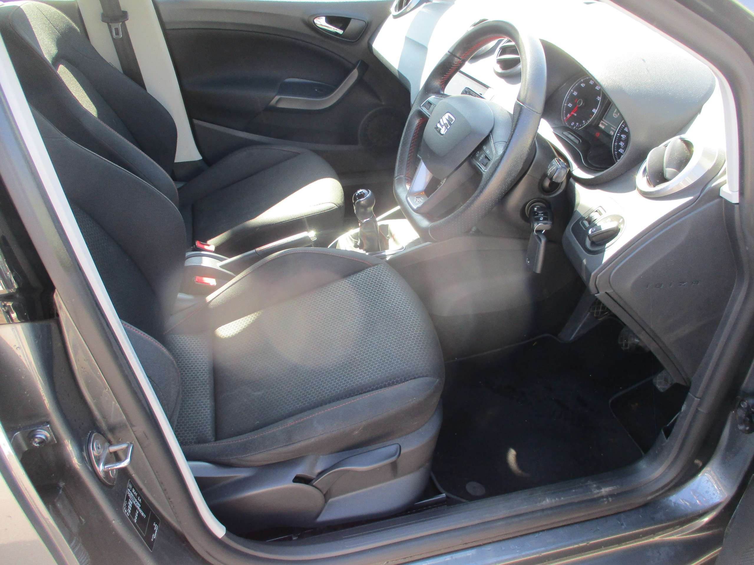 2016 SEAT IBIZA 2016 SEAT IBIZA