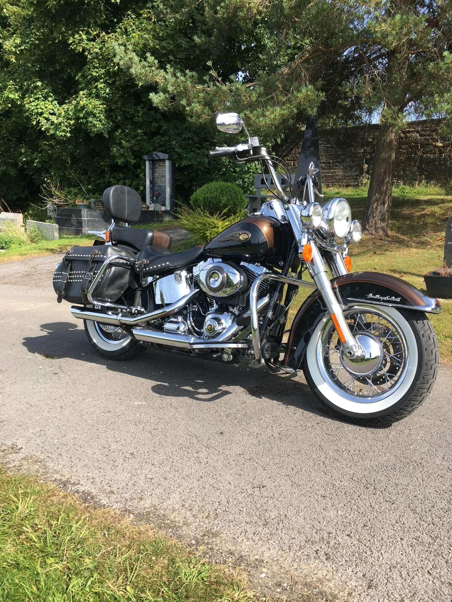 A 2013 HARLEY-DAVIDSON SOFTAIL 1690 FLSTC Heritage Classic 110th Anniversary Custom Cruiser Petrol Manual (74 ps) A 2013 HARLEY-DAVIDSON SOFTAIL 1690 FLSTC Heritage Classic 110th Anniversary Custom Cruiser Petrol Manual (74 ps)