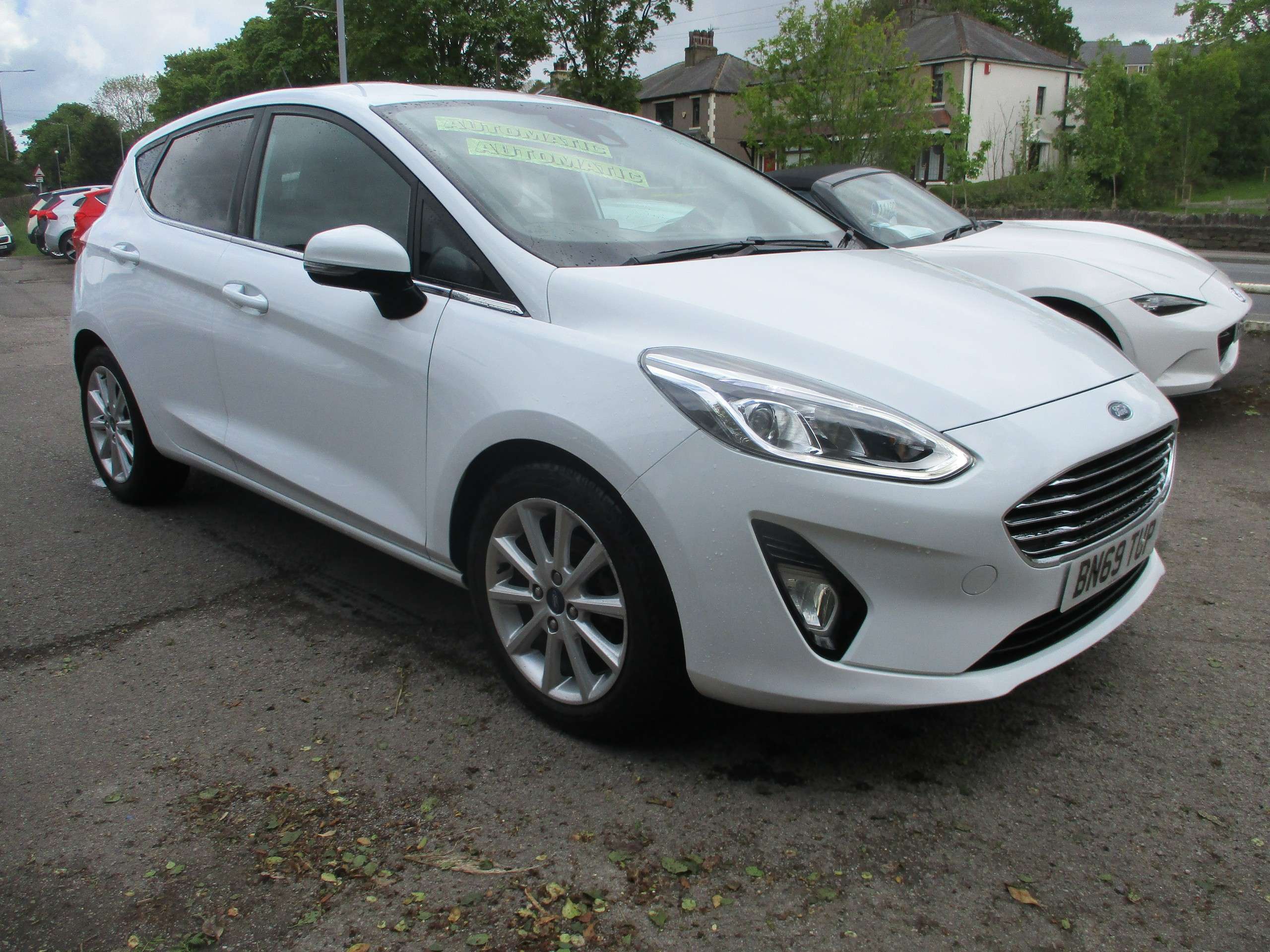 A 2019 FORD FIESTA 1.0T EcoBoost GPF Titanium Hatchback 5dr Petrol Auto Euro 6 (s/s) (100 ps) A 2019 FORD FIESTA 1.0T EcoBoost GPF Titanium Hatchback 5dr Petrol Auto Euro 6 (s/s) (100 ps)