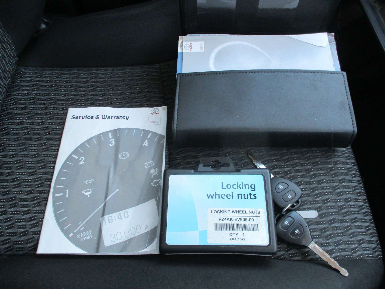 2014 TOYOTA YARIS 2014 TOYOTA YARIS