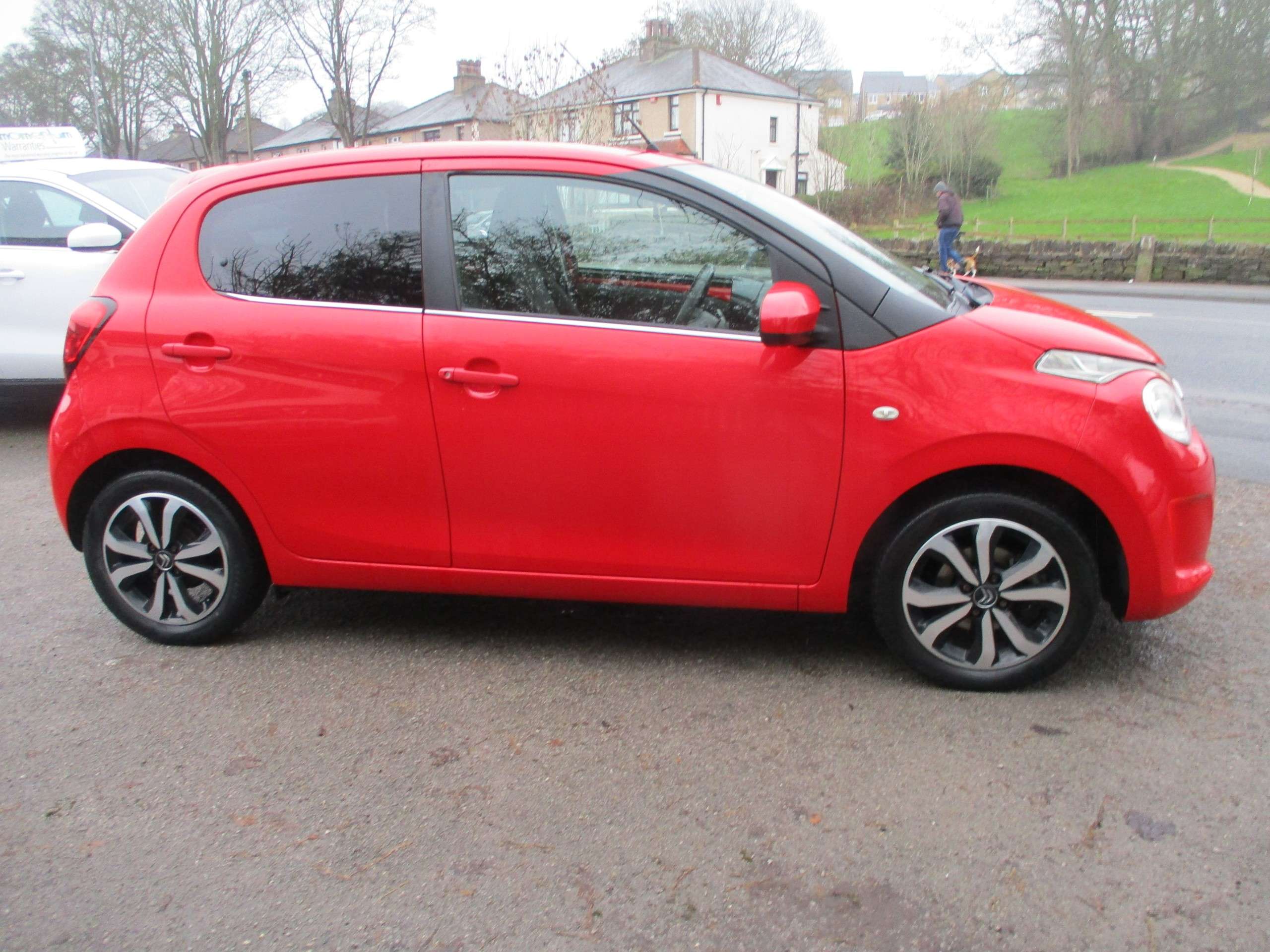 A 2015 CITROEN C1 1.0 VTi Flair Hatchback 5dr Petrol Manual Euro 5 (68 ps) A 2015 CITROEN C1 1.0 VTi Flair Hatchback 5dr Petrol Manual Euro 5 (68 ps)