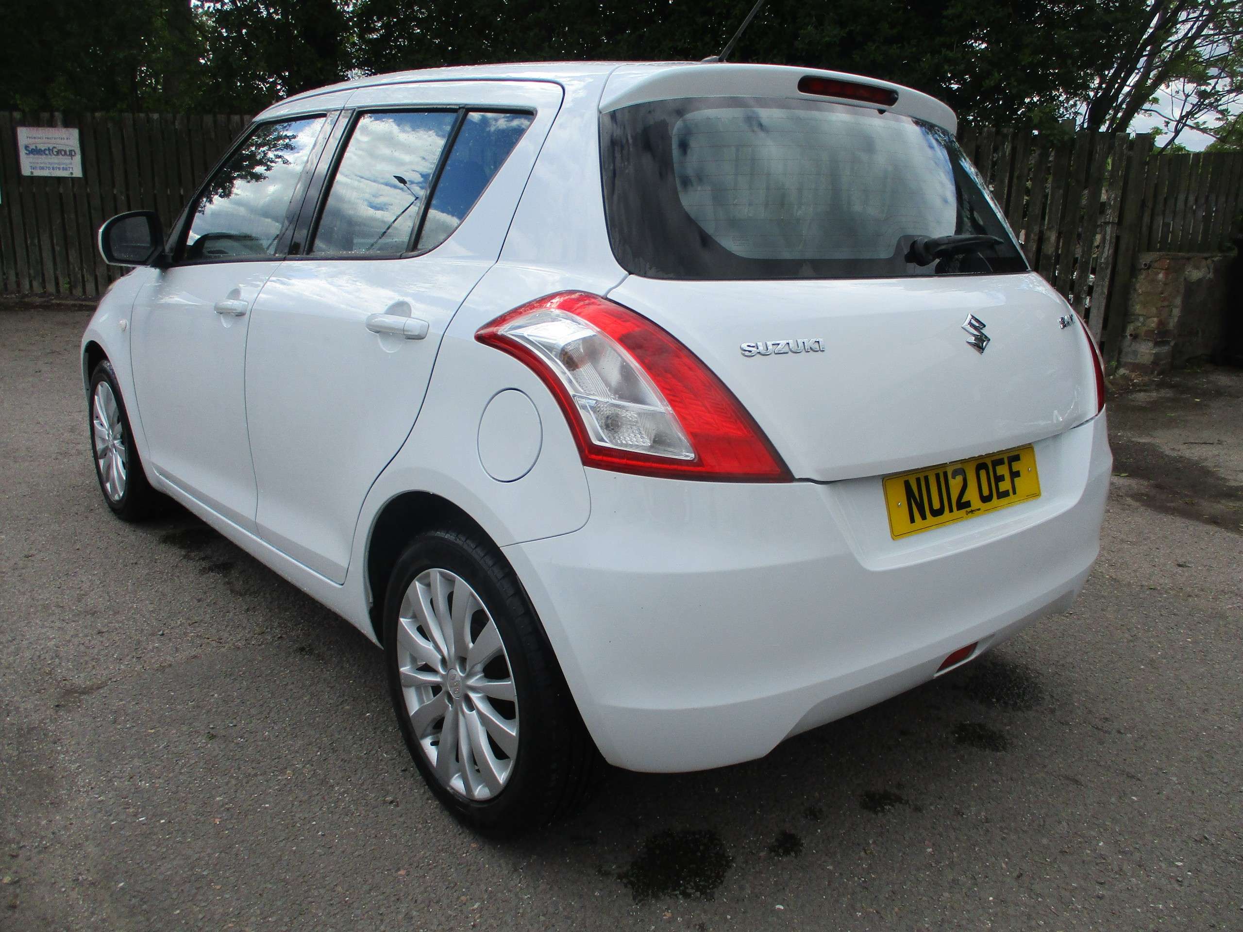2012 SUZUKI SWIFT 2012 SUZUKI SWIFT
