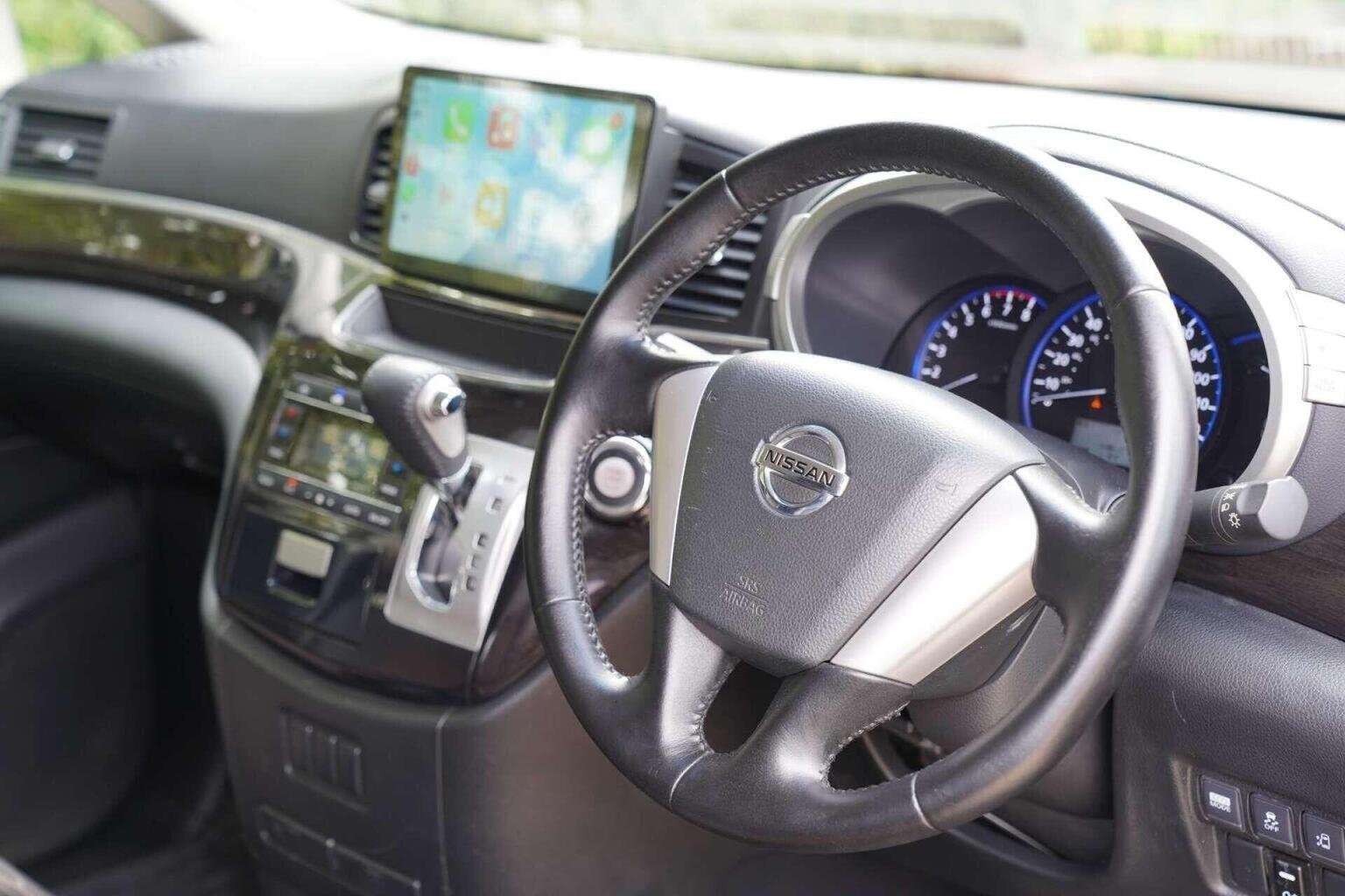 2011 NISSAN ELGRAND 2011 NISSAN ELGRAND