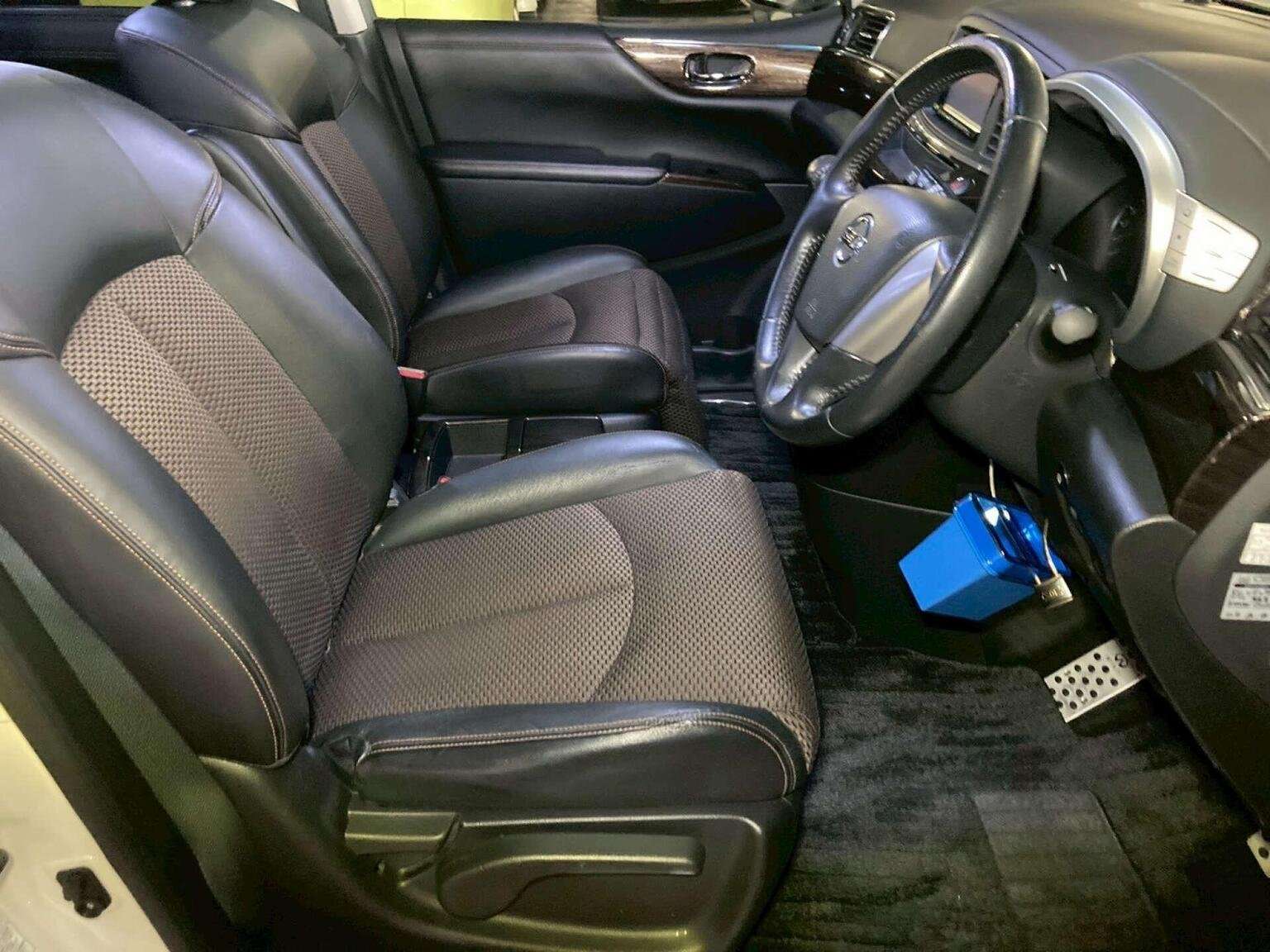 2010 NISSAN ELGRAND 2010 NISSAN ELGRAND