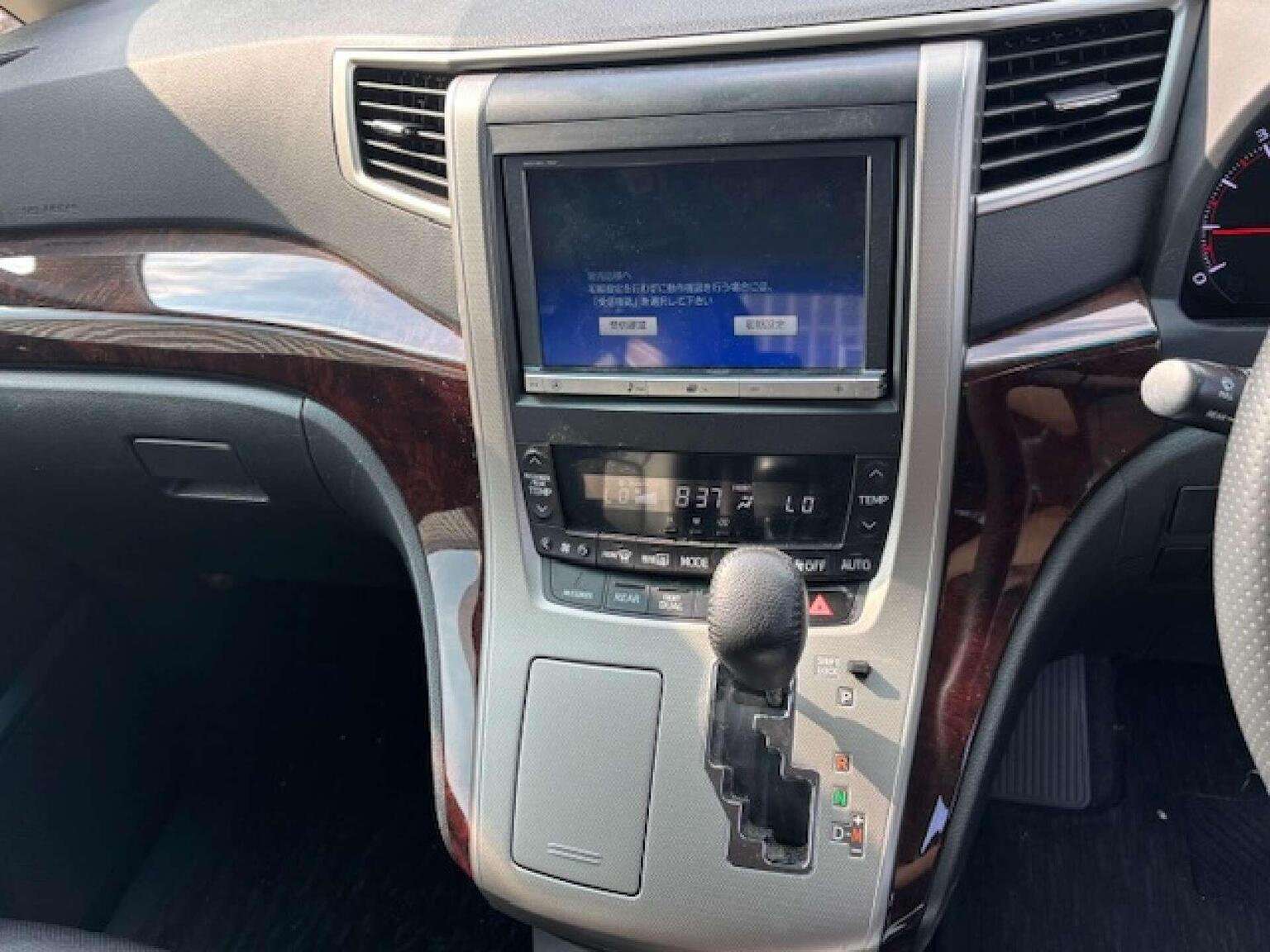 2013 TOYOTA VELLFIRE 2013 TOYOTA VELLFIRE