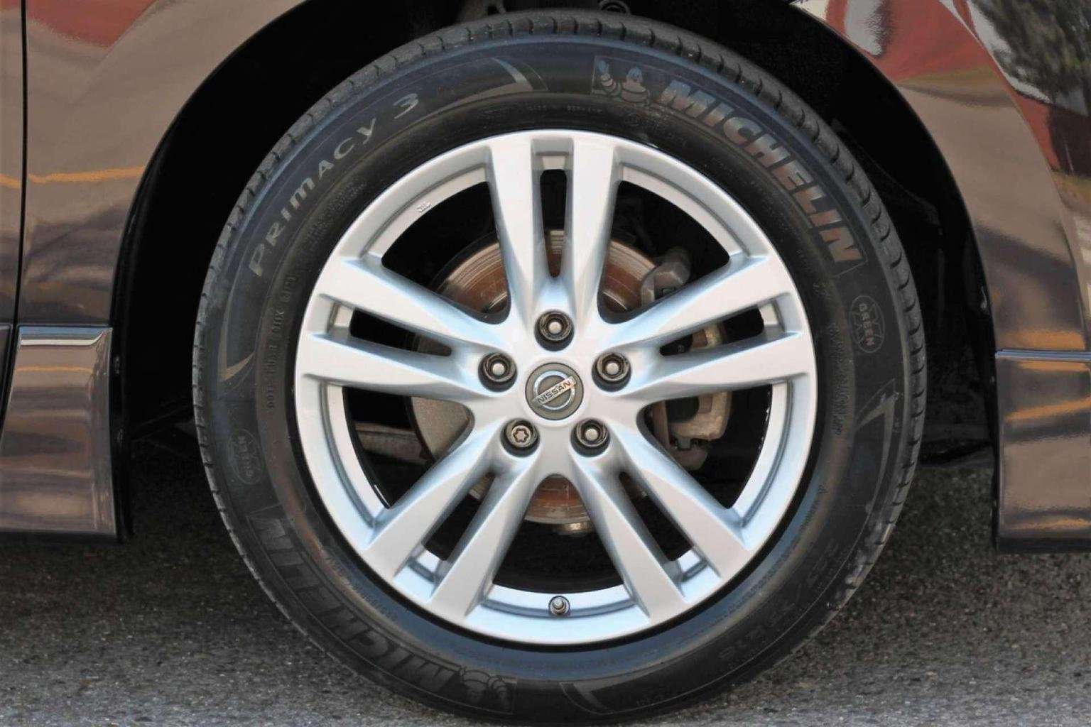 2011 NISSAN ELGRAND 2011 NISSAN ELGRAND