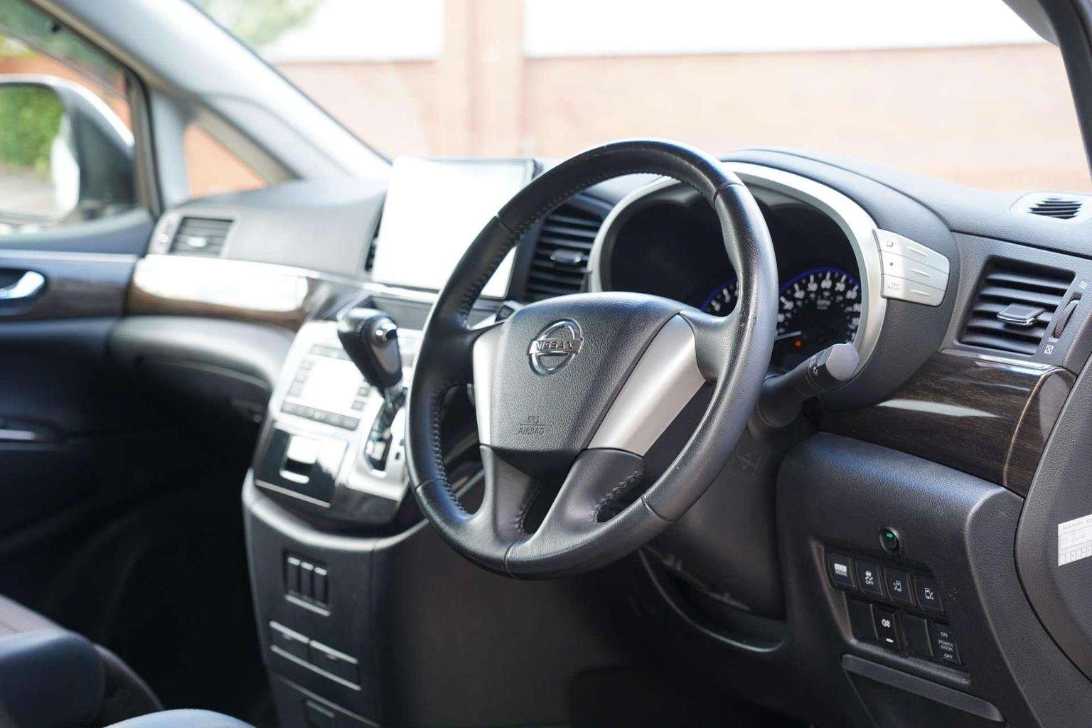 2013 NISSAN ELGRAND 2013 NISSAN ELGRAND