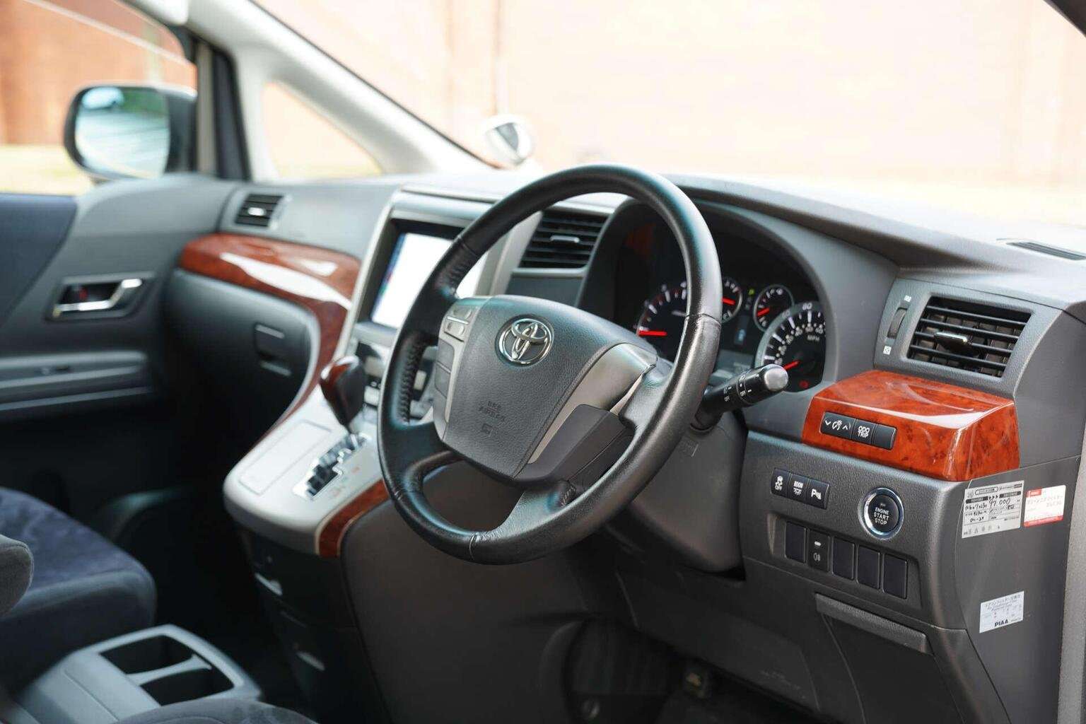 2010 TOYOTA ALPHARD 2010 TOYOTA ALPHARD