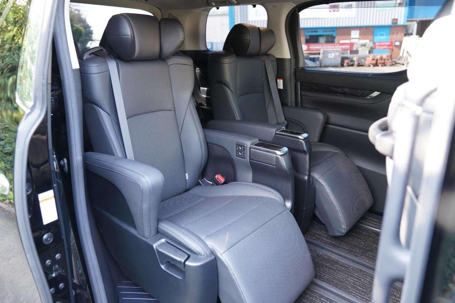 2019 TOYOTA ALPHARD 2019 TOYOTA ALPHARD