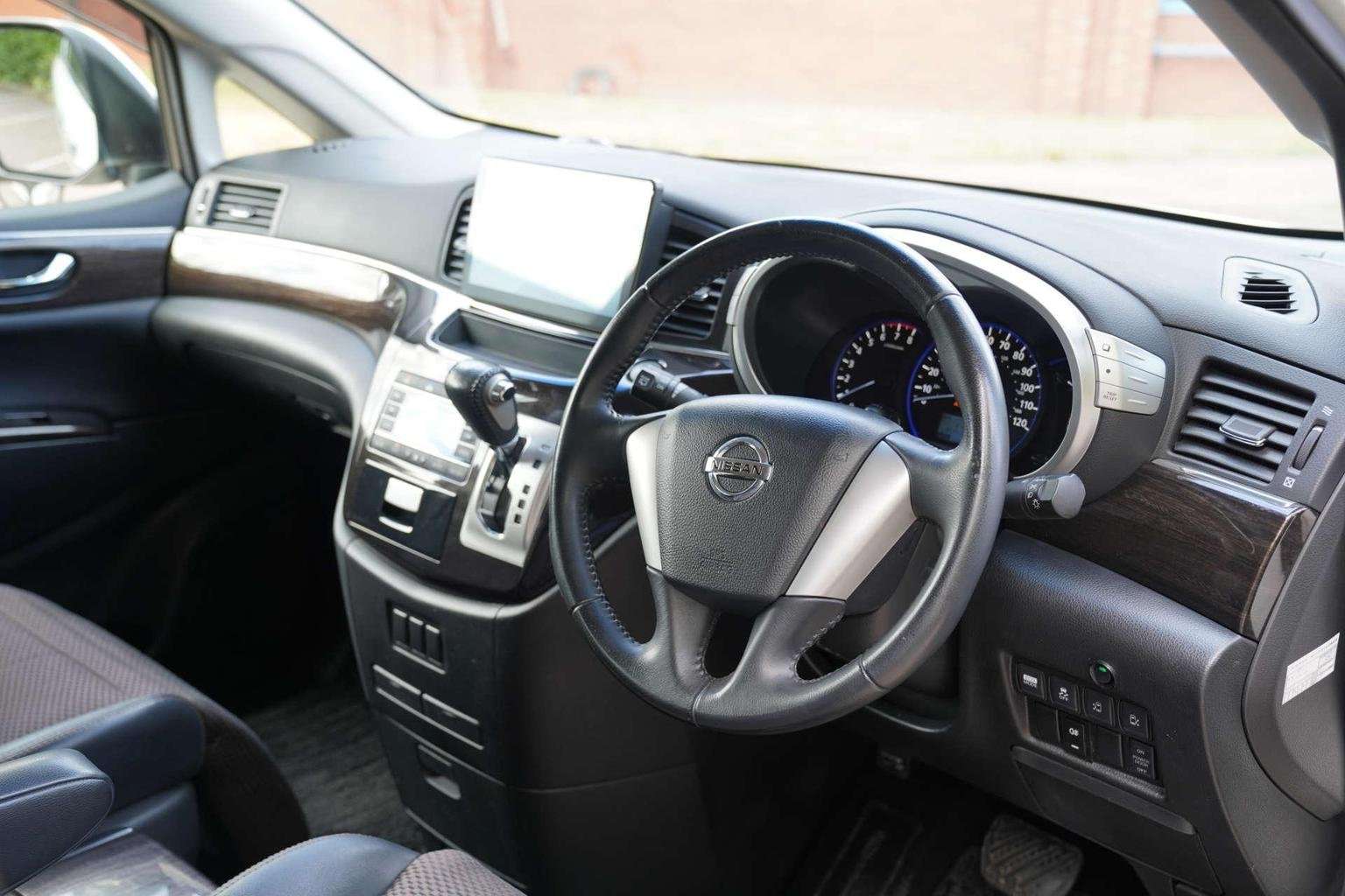 2013 NISSAN ELGRAND 2013 NISSAN ELGRAND