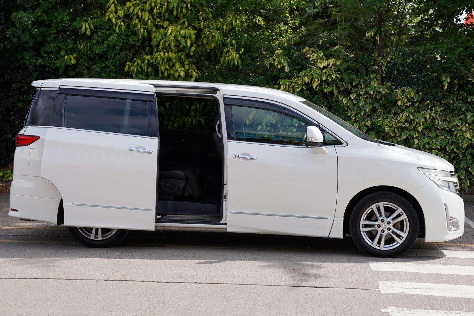 2013 NISSAN ELGRAND 2013 NISSAN ELGRAND