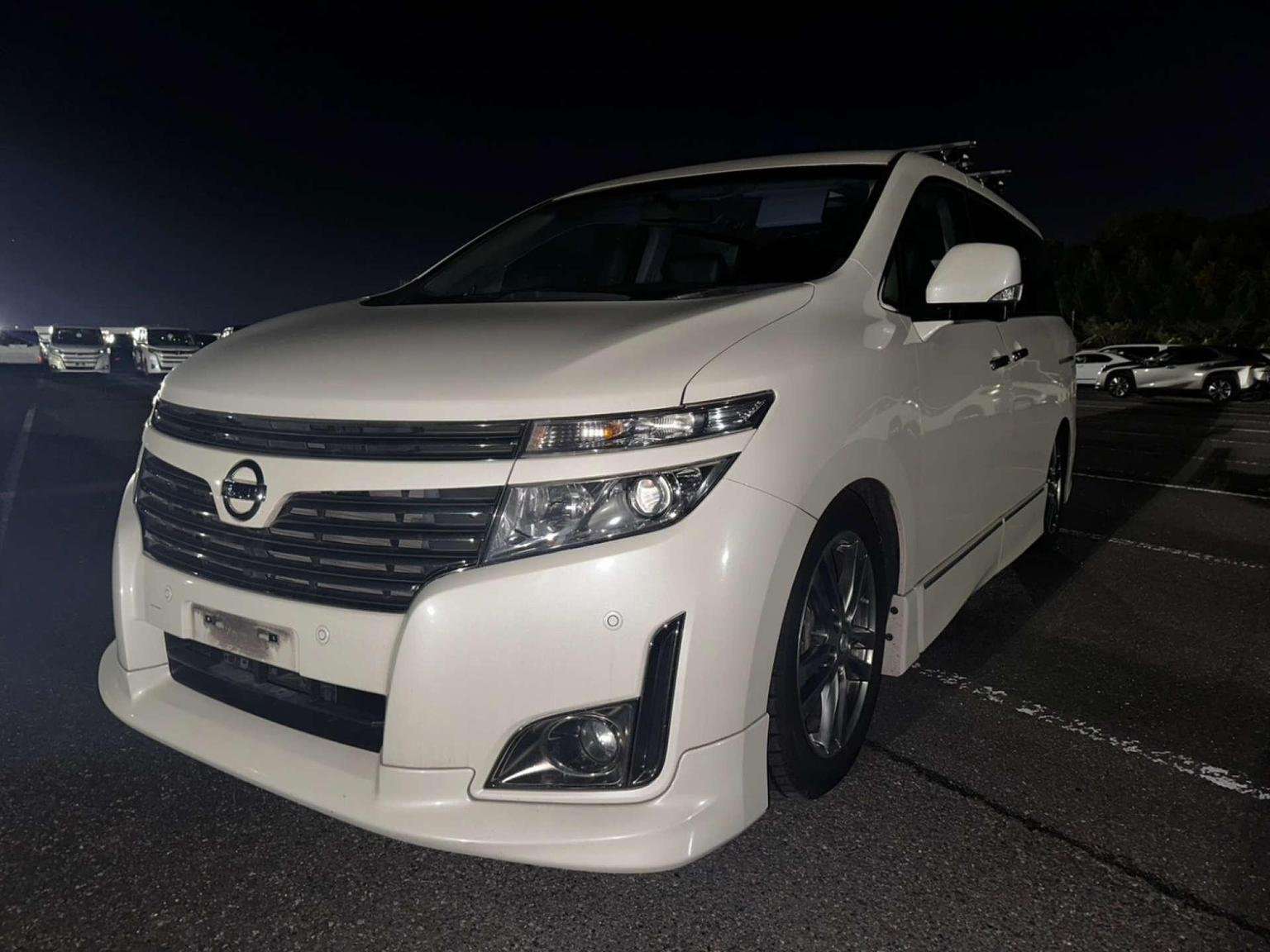 2013 NISSAN ELGRAND 2013 NISSAN ELGRAND