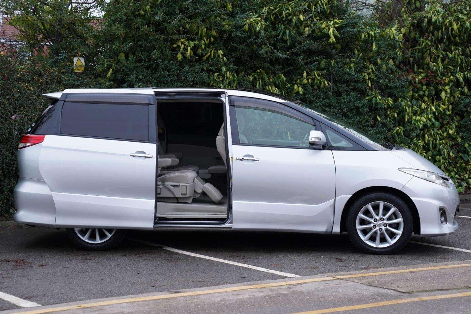 2011 TOYOTA ESTIMA 2011 TOYOTA ESTIMA