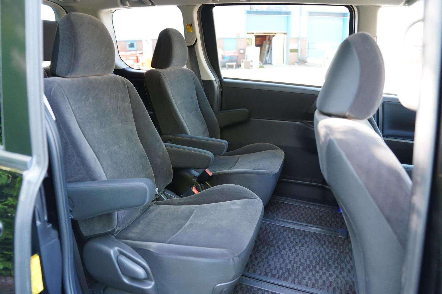 2012 TOYOTA NOAH 2012 TOYOTA NOAH