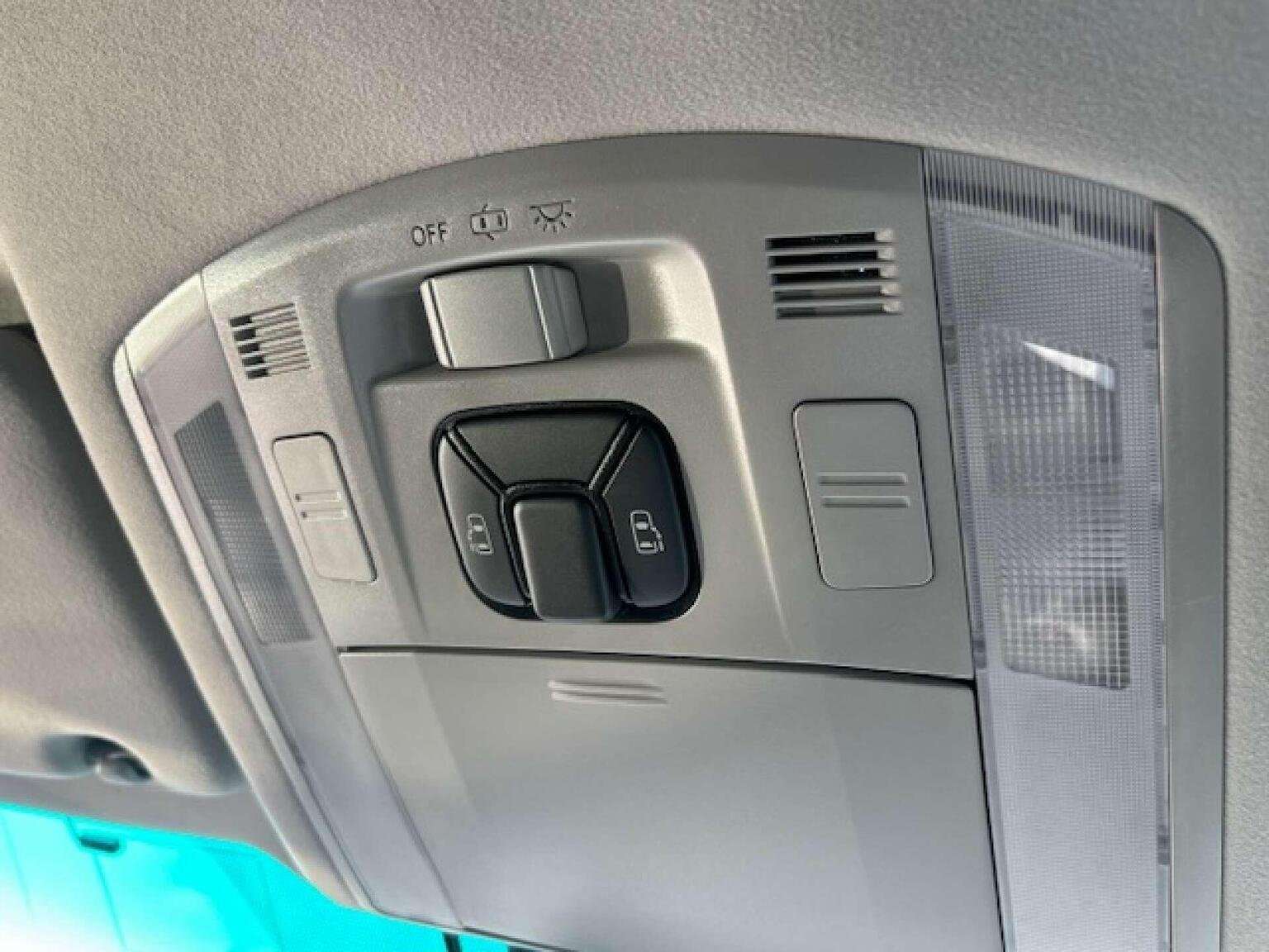 2013 TOYOTA VELLFIRE 2013 TOYOTA VELLFIRE