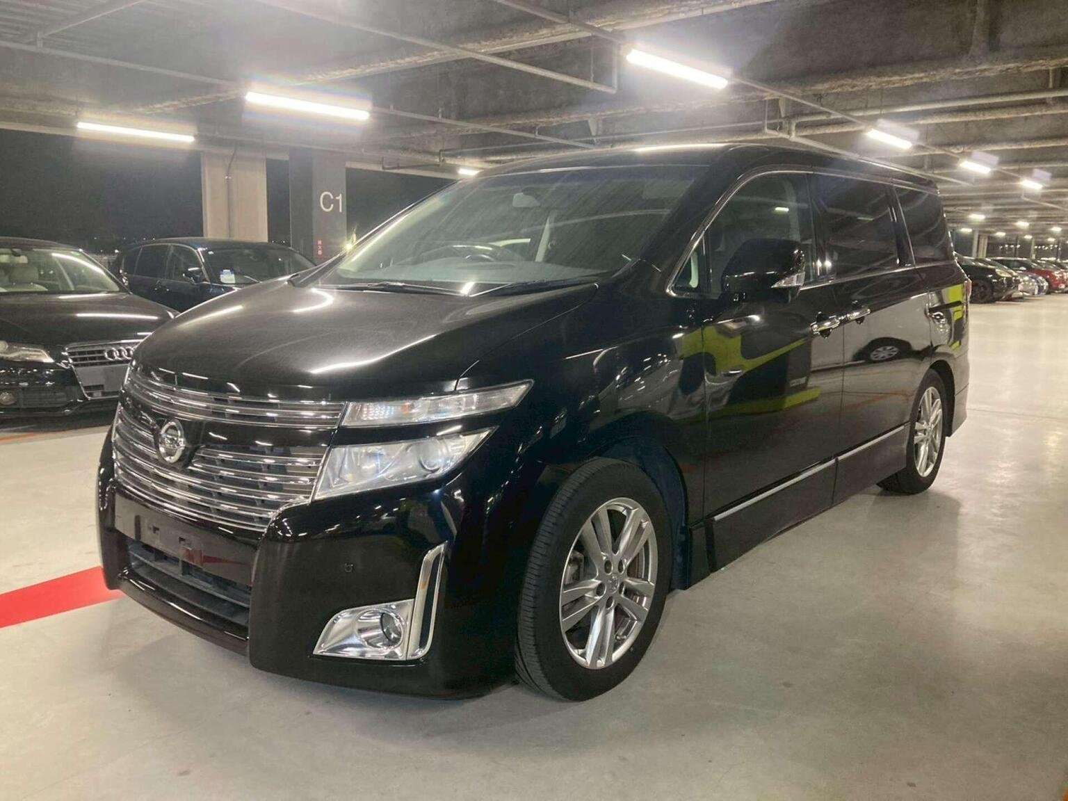 A 2010 NISSAN ELGRAND 3.5 Highway Star Premium 5dr 7 Seats A 2010 NISSAN ELGRAND 3.5 Highway Star Premium 5dr 7 Seats