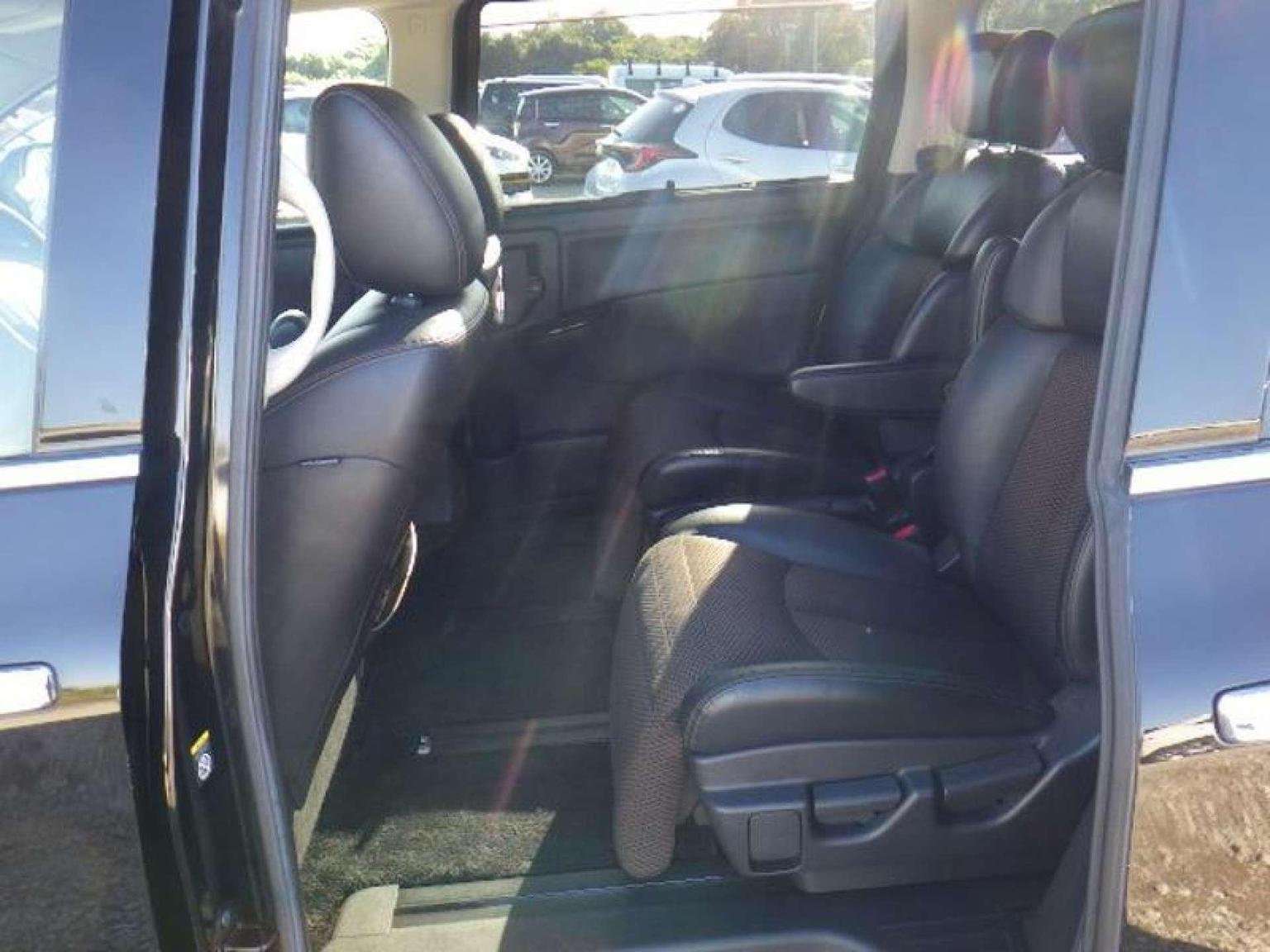 2010 NISSAN ELGRAND 2010 NISSAN ELGRAND