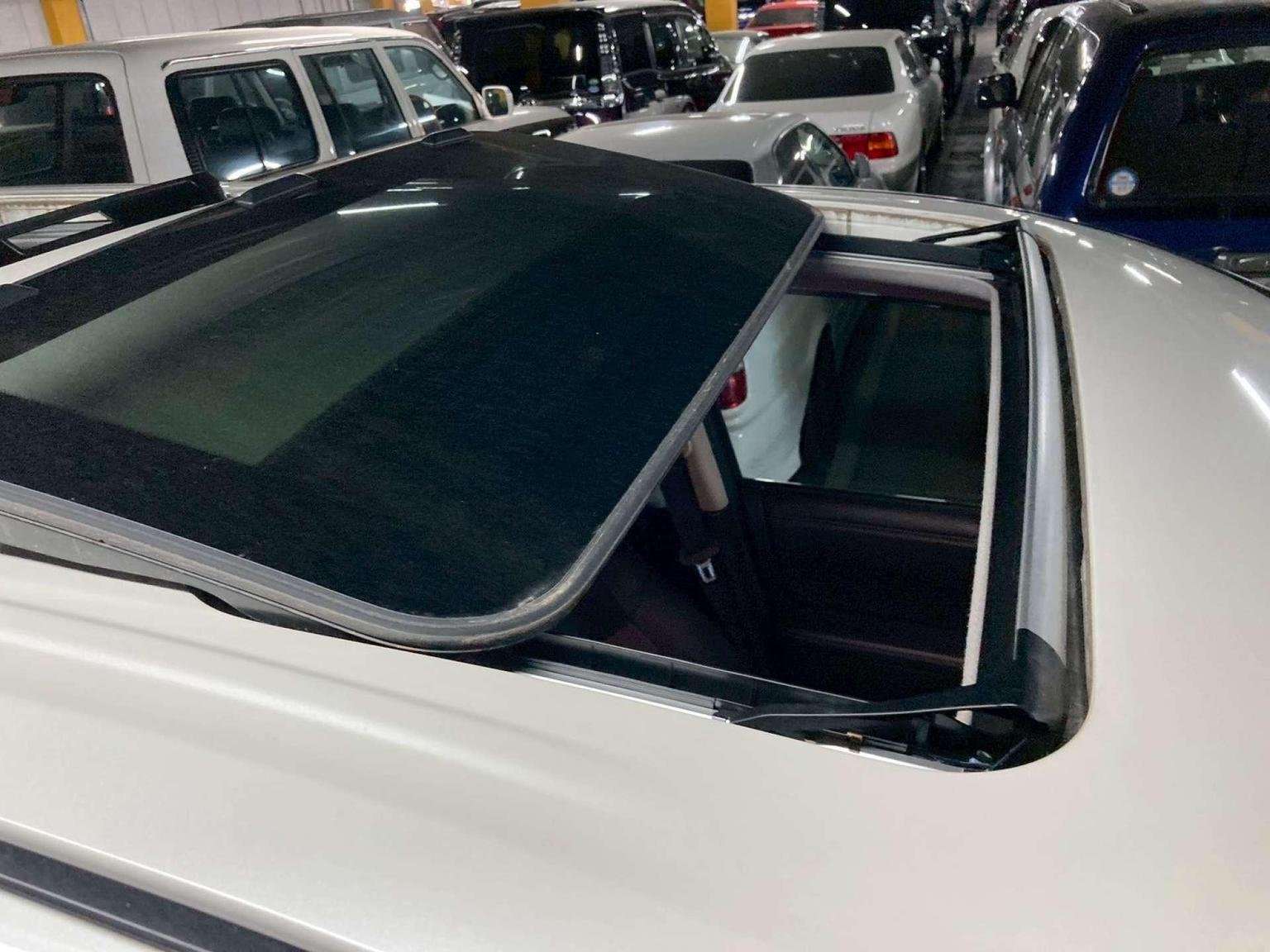 2015 NISSAN ELGRAND 2015 NISSAN ELGRAND