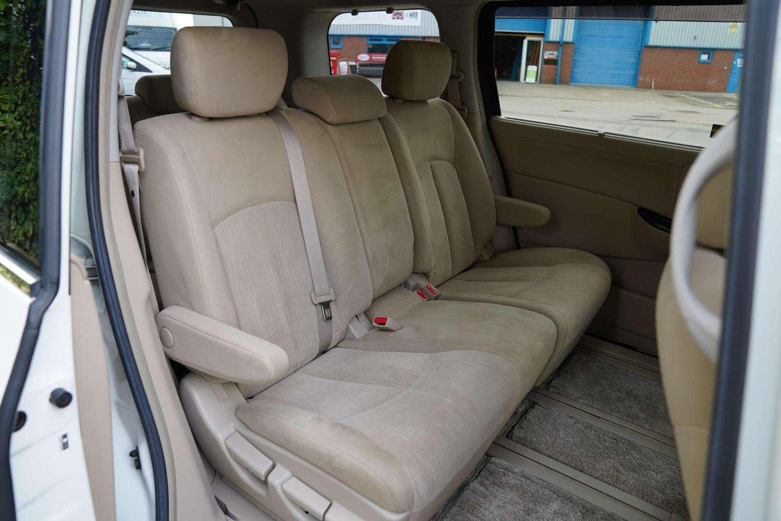 2011 NISSAN ELGRAND 2011 NISSAN ELGRAND