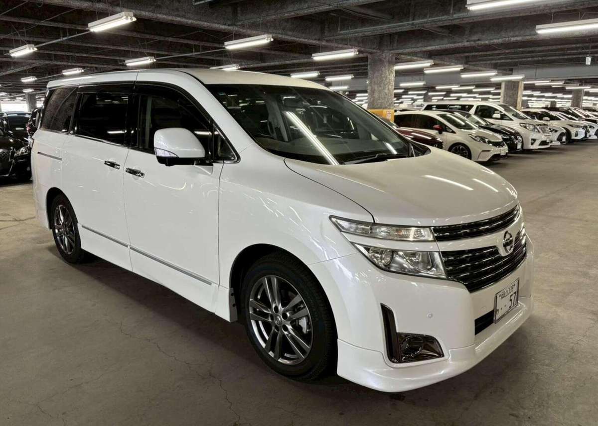 Check out this Nissan Elgrand 2012 Petrol Automatic
