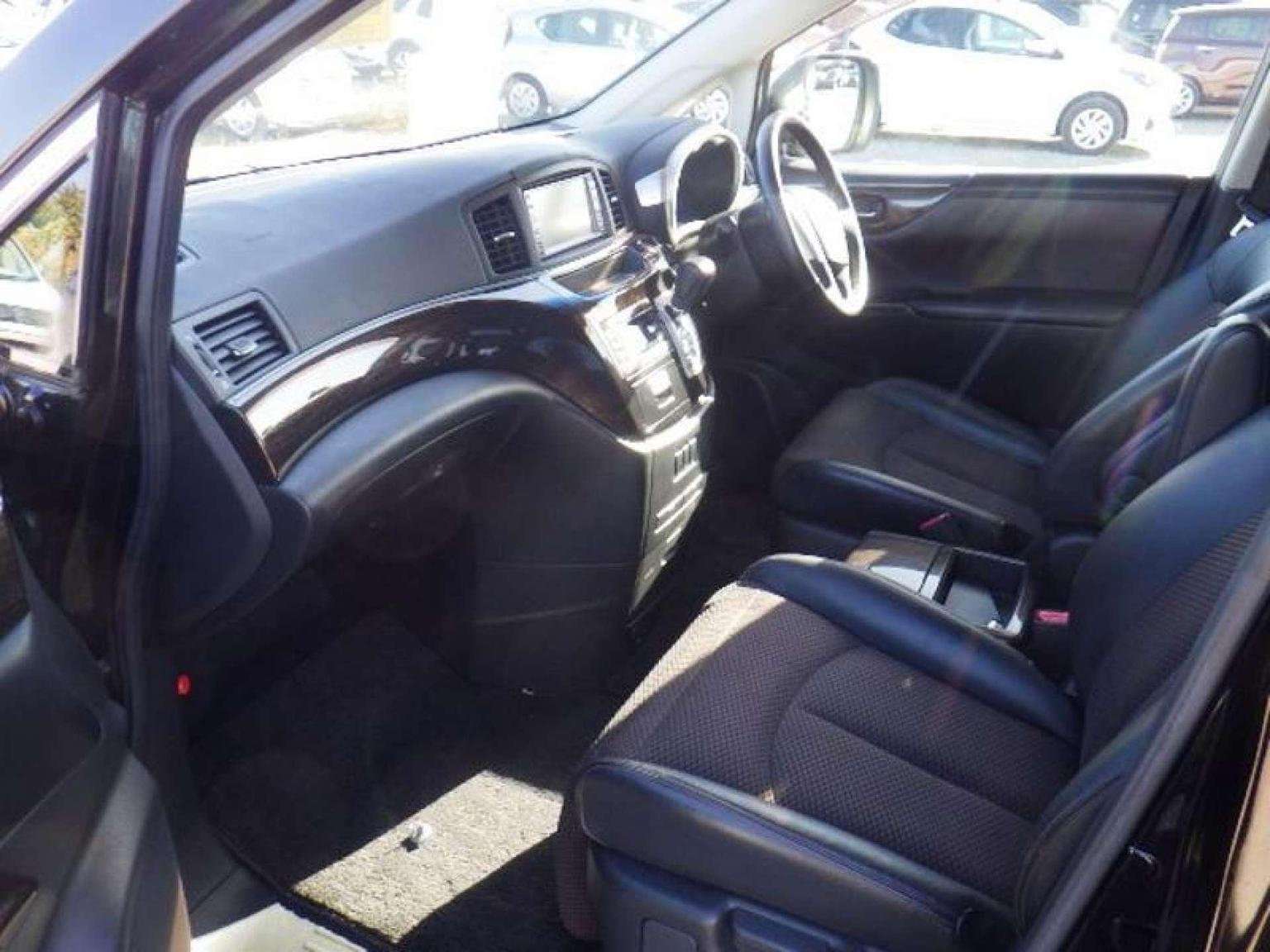 2010 NISSAN ELGRAND 2010 NISSAN ELGRAND