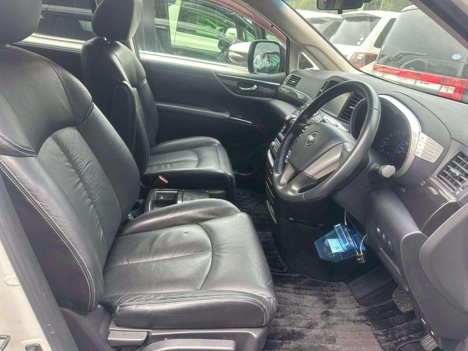 2010 NISSAN ELGRAND 2010 NISSAN ELGRAND