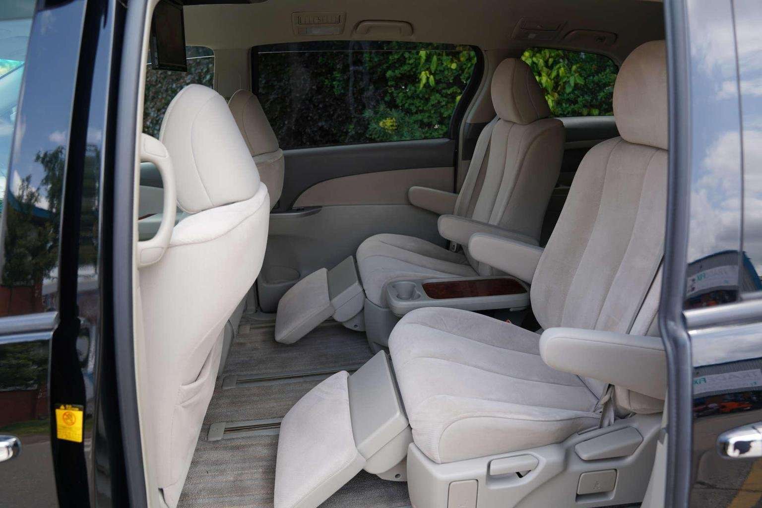 2011 TOYOTA ESTIMA 2011 TOYOTA ESTIMA