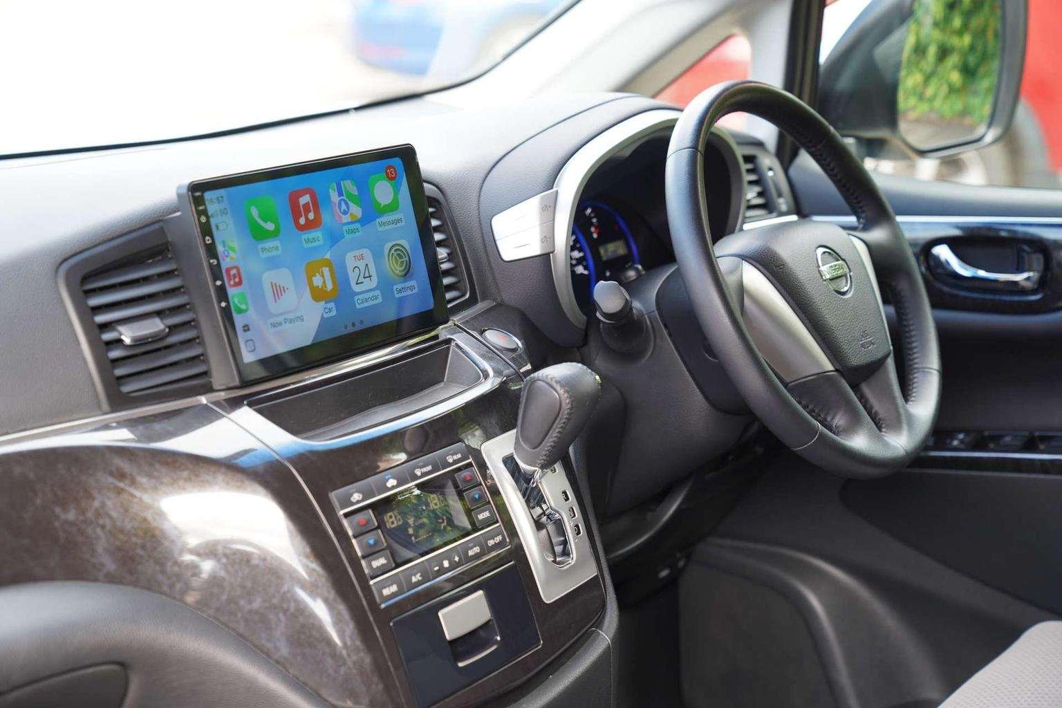 2010 NISSAN ELGRAND 2010 NISSAN ELGRAND