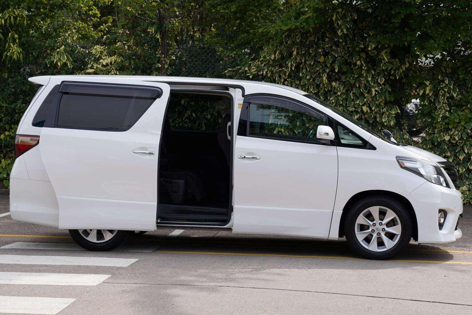 2010 TOYOTA ALPHARD 2010 TOYOTA ALPHARD