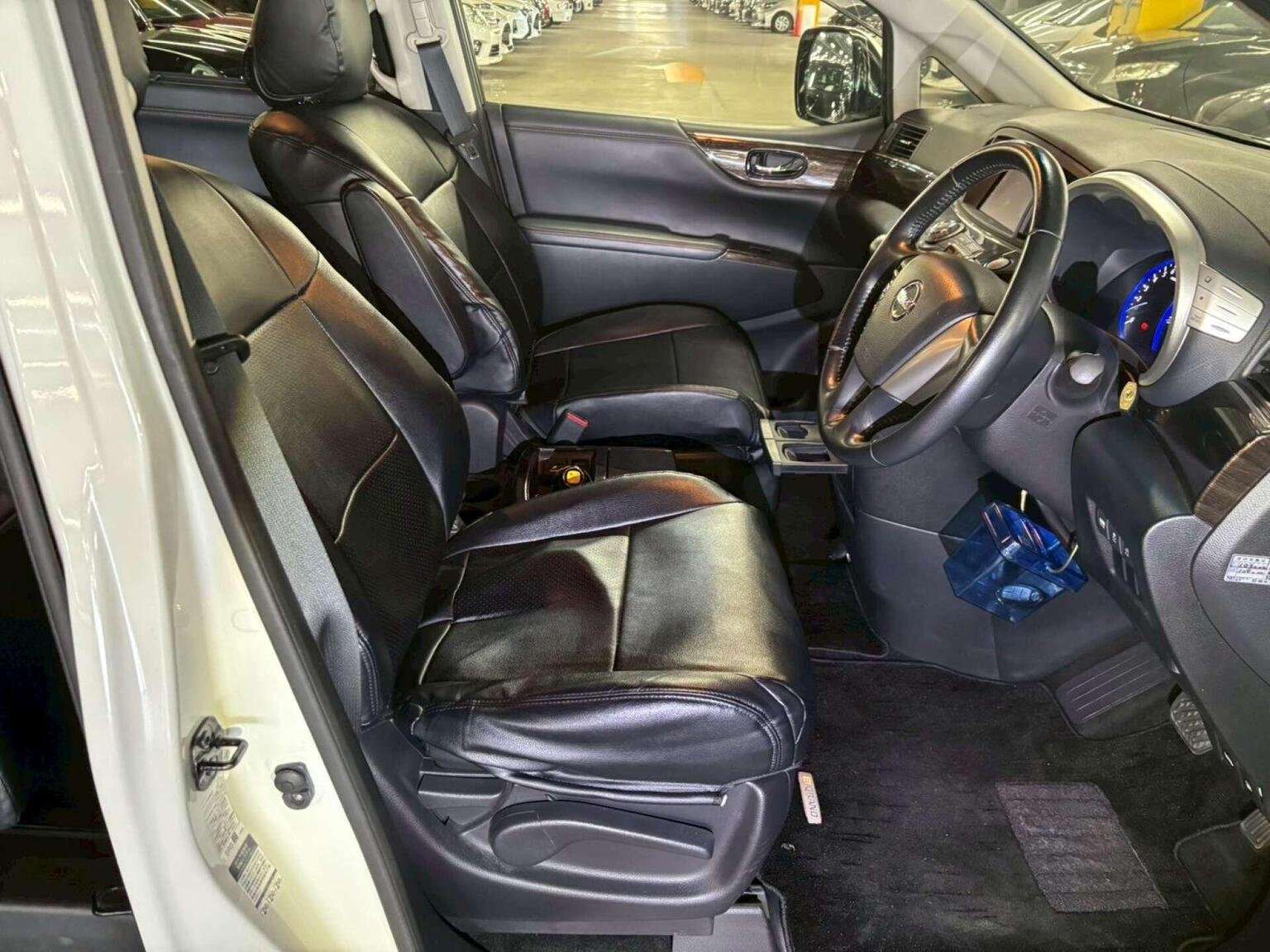 2012 NISSAN ELGRAND 2012 NISSAN ELGRAND