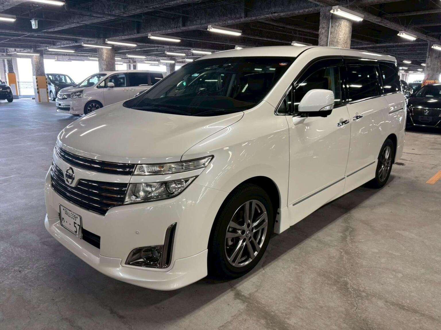 2012 NISSAN ELGRAND 2012 NISSAN ELGRAND