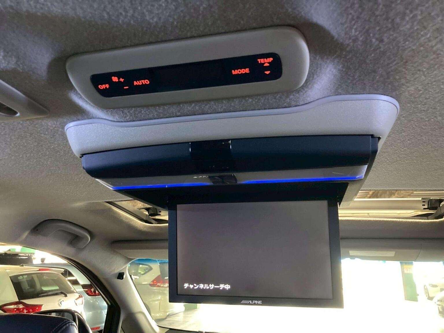 2010 NISSAN ELGRAND 2010 NISSAN ELGRAND