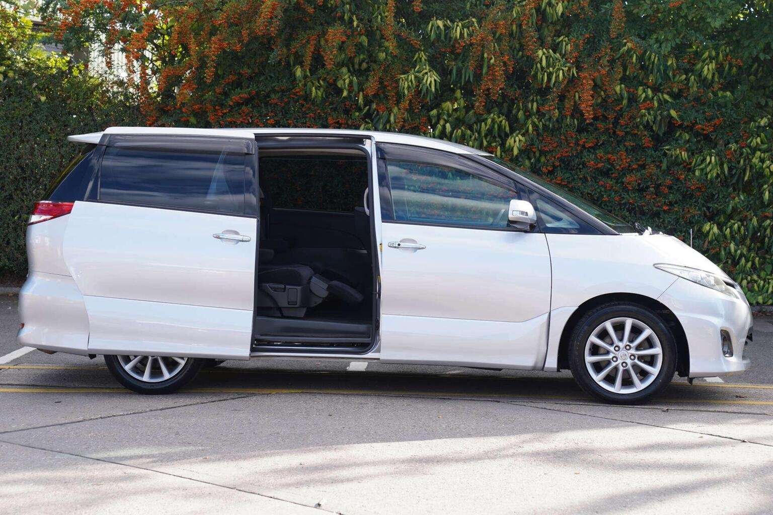 2011 TOYOTA ESTIMA 2011 TOYOTA ESTIMA