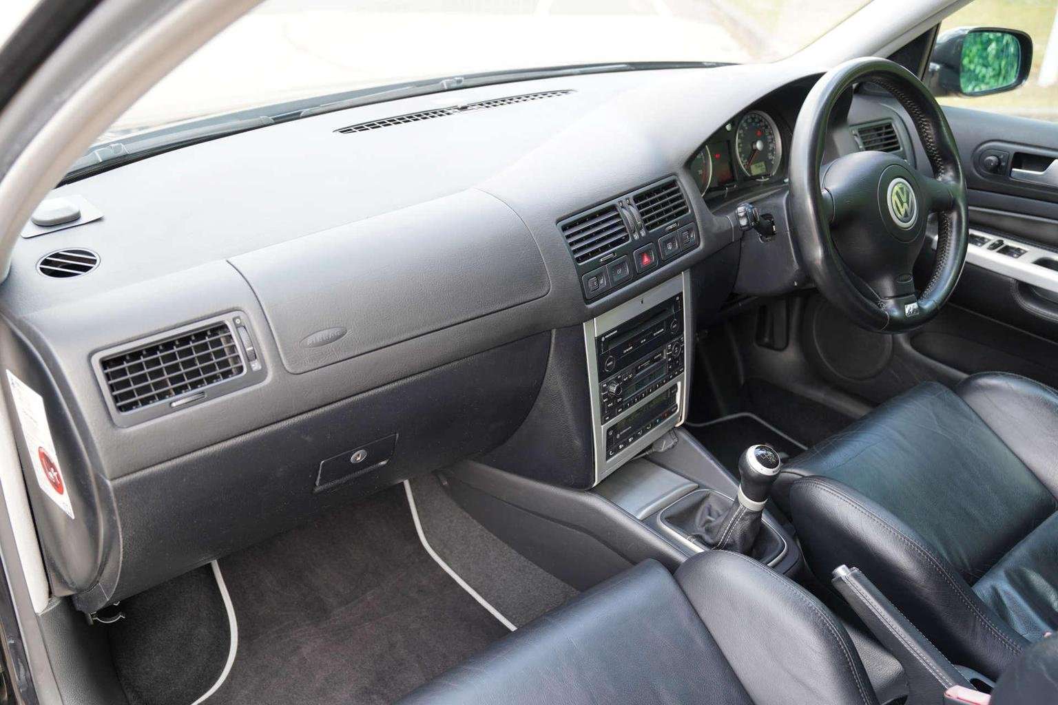 2003 VOLKSWAGEN GOLF 2003 VOLKSWAGEN GOLF