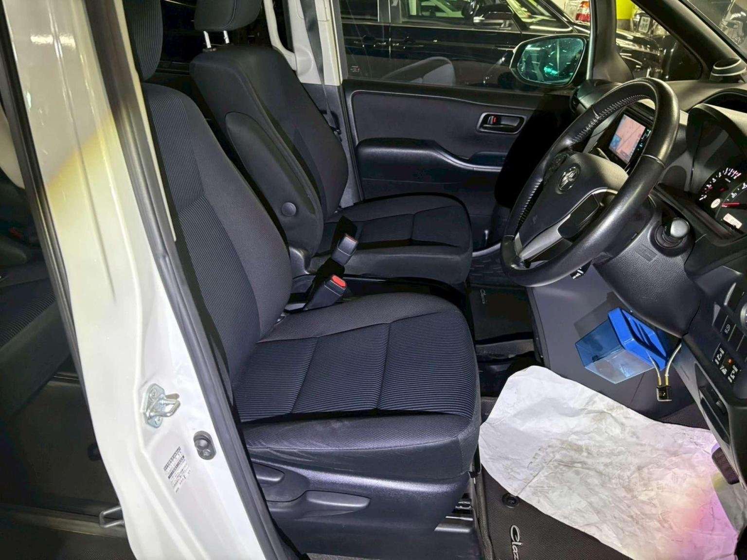 2015 TOYOTA NOAH 2015 TOYOTA NOAH