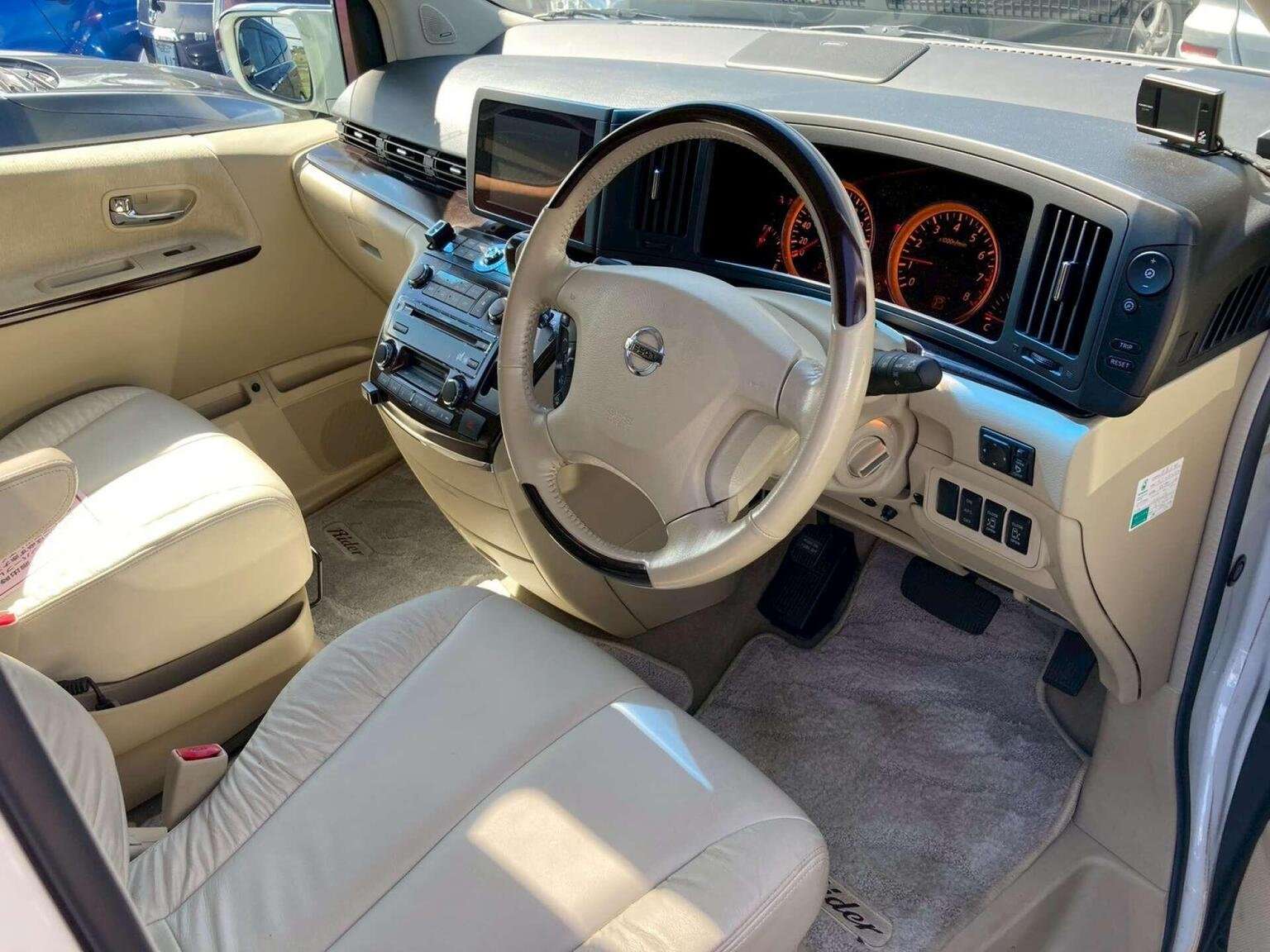 2006 NISSAN ELGRAND 2006 NISSAN ELGRAND