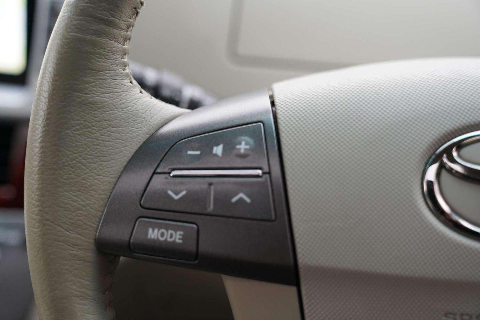 2011 TOYOTA ESTIMA 2011 TOYOTA ESTIMA