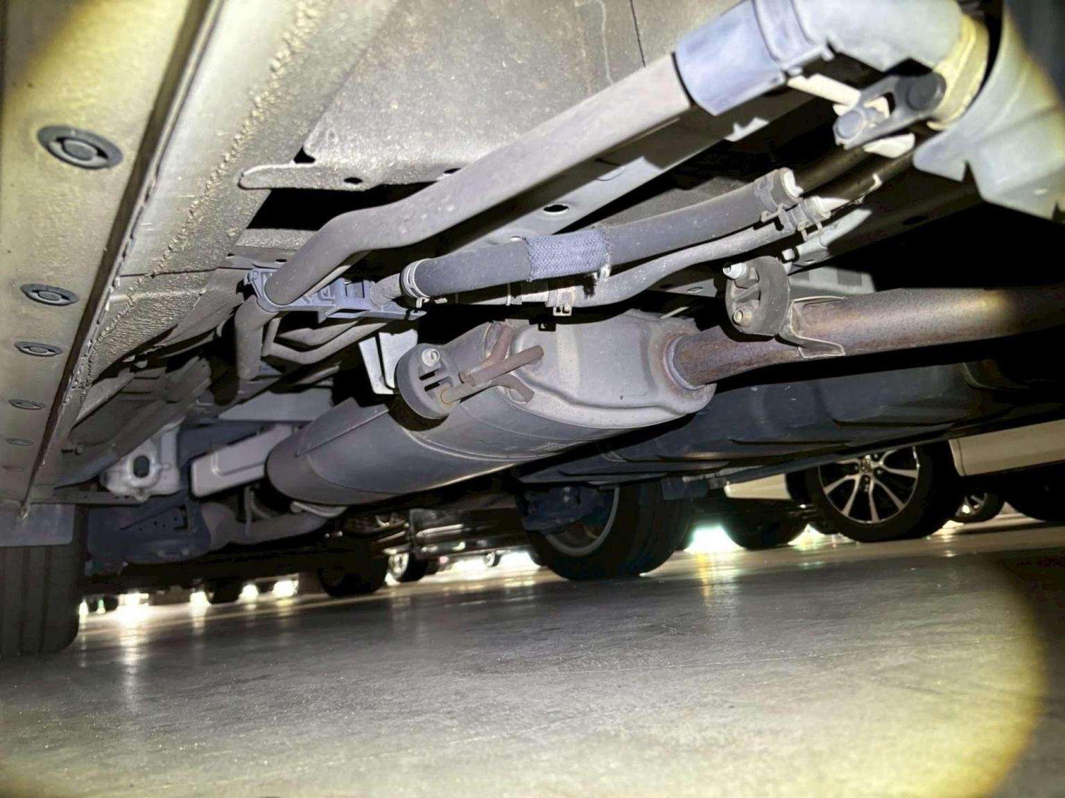 2011 TOYOTA ALPHARD 2011 TOYOTA ALPHARD