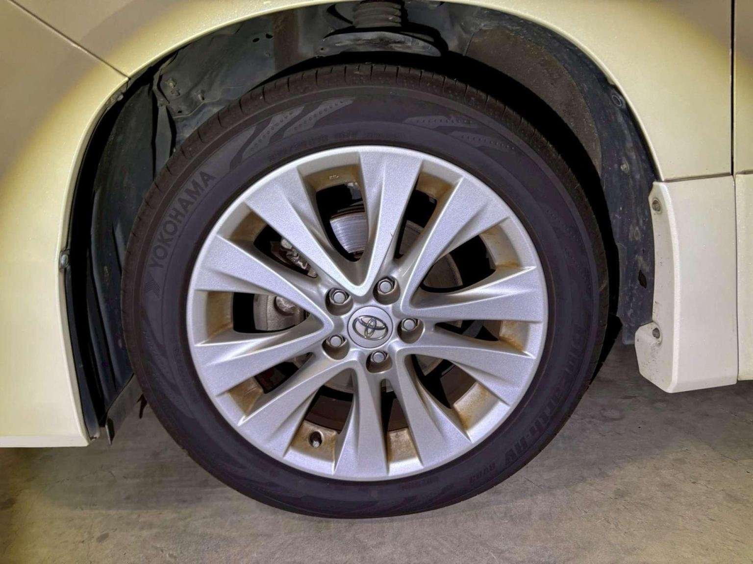 2011 TOYOTA ALPHARD 2011 TOYOTA ALPHARD