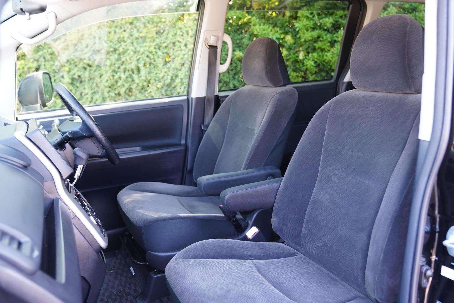 2012 TOYOTA NOAH 2012 TOYOTA NOAH