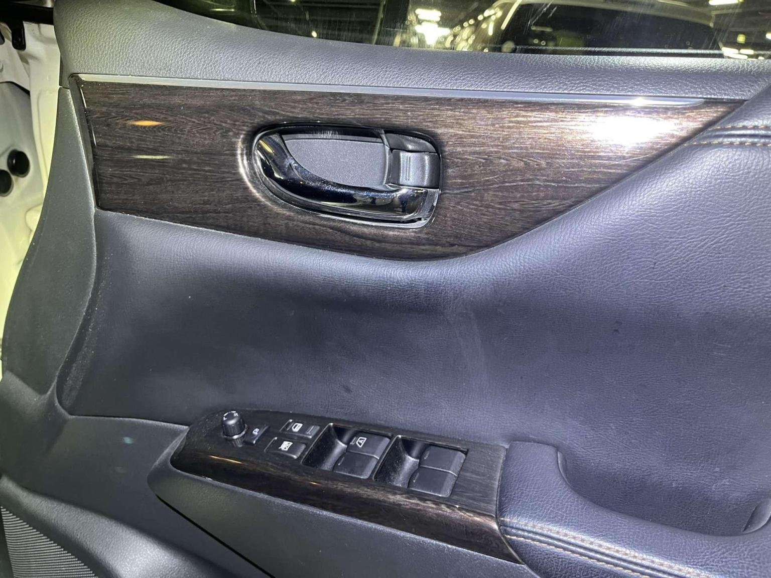 2012 NISSAN ELGRAND 2012 NISSAN ELGRAND