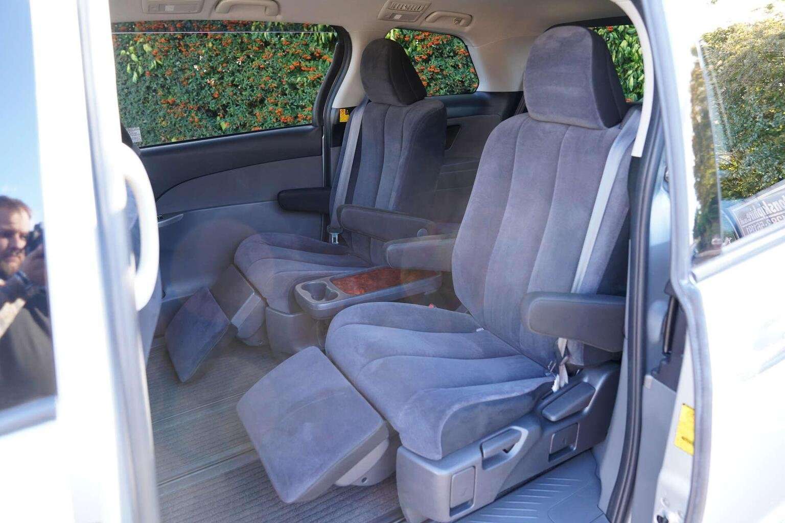 2011 TOYOTA ESTIMA 2011 TOYOTA ESTIMA