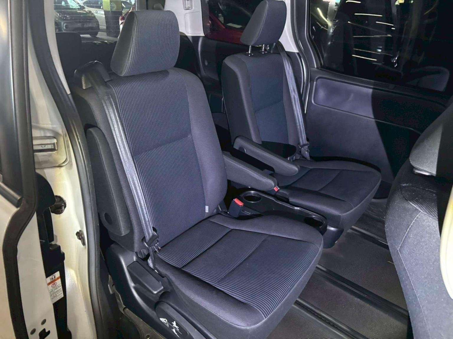2015 TOYOTA NOAH 2015 TOYOTA NOAH