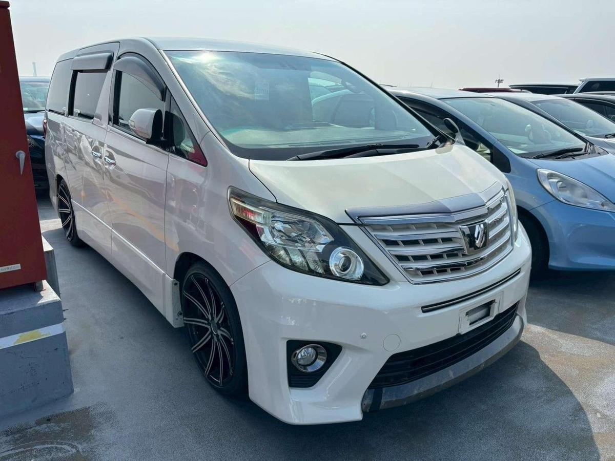 Check out this Toyota Alphard 2013 Petrol Automatic