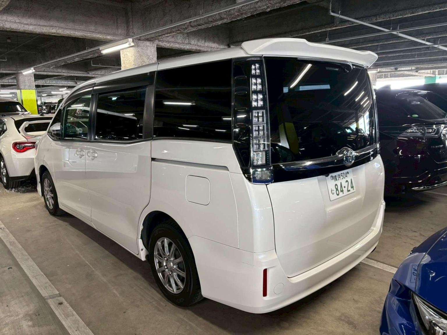 2015 TOYOTA NOAH 2015 TOYOTA NOAH