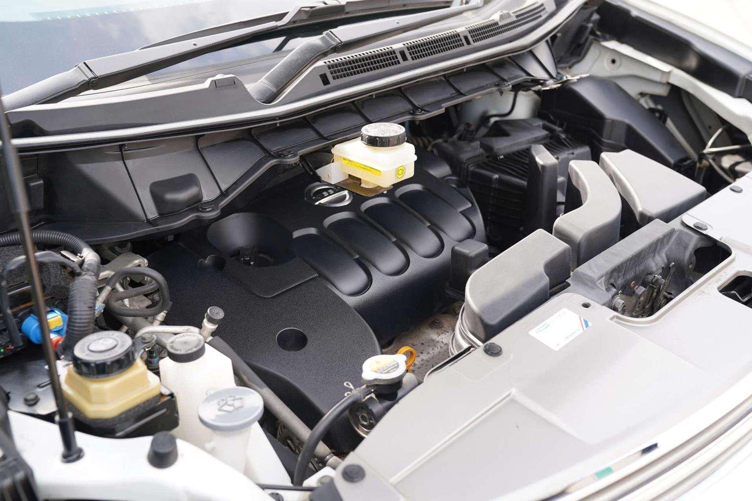 2011 NISSAN ELGRAND 2011 NISSAN ELGRAND