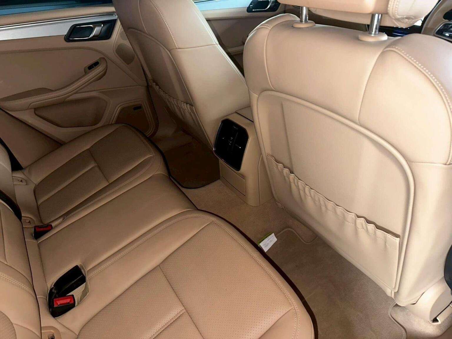 2015 PORSCHE MACAN 2015 PORSCHE MACAN